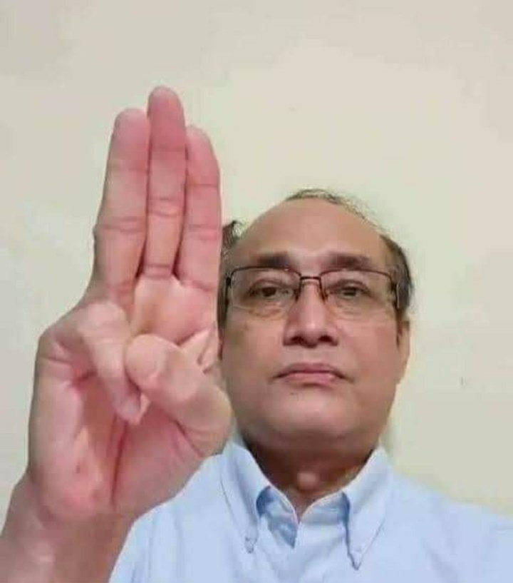 AungAun18782530's tweet photo. @ZawWaiSoe4 ဆရာအောင်မြင်ပါစေ https://t.co/V1SBo2F4Lu
