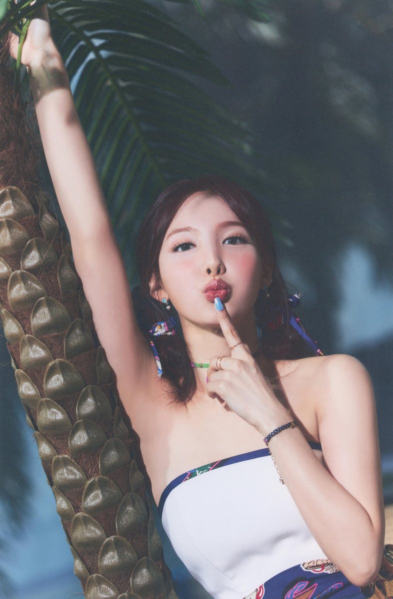 twice Taste of Love ナヨン コンプ TWICE、ニューアルバム「Taste of Love」メンバー9名全員の個別フォト
