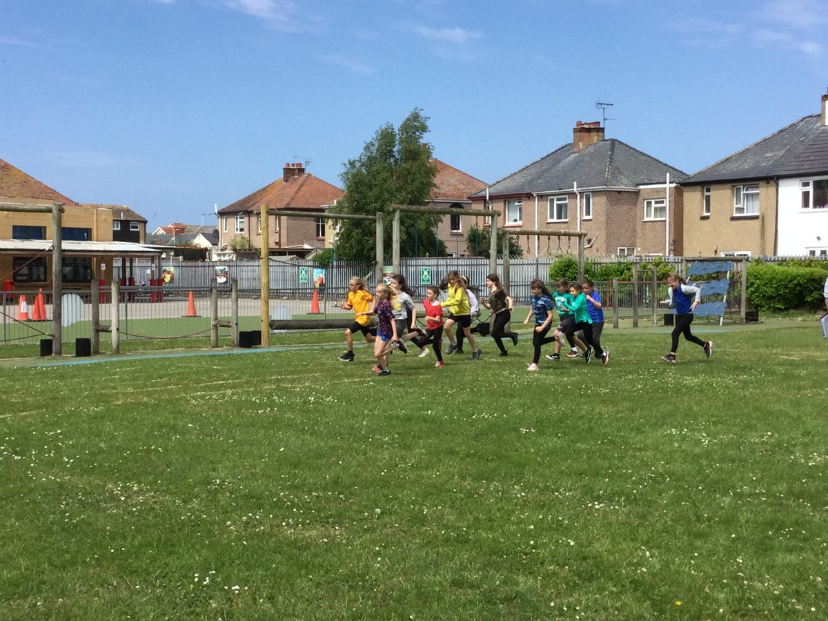 class5Barrett's tweet photo. Year 5 Sports day @class5Barrett @YsgolEmmanuel https://t.co/2O5BTreAfz
