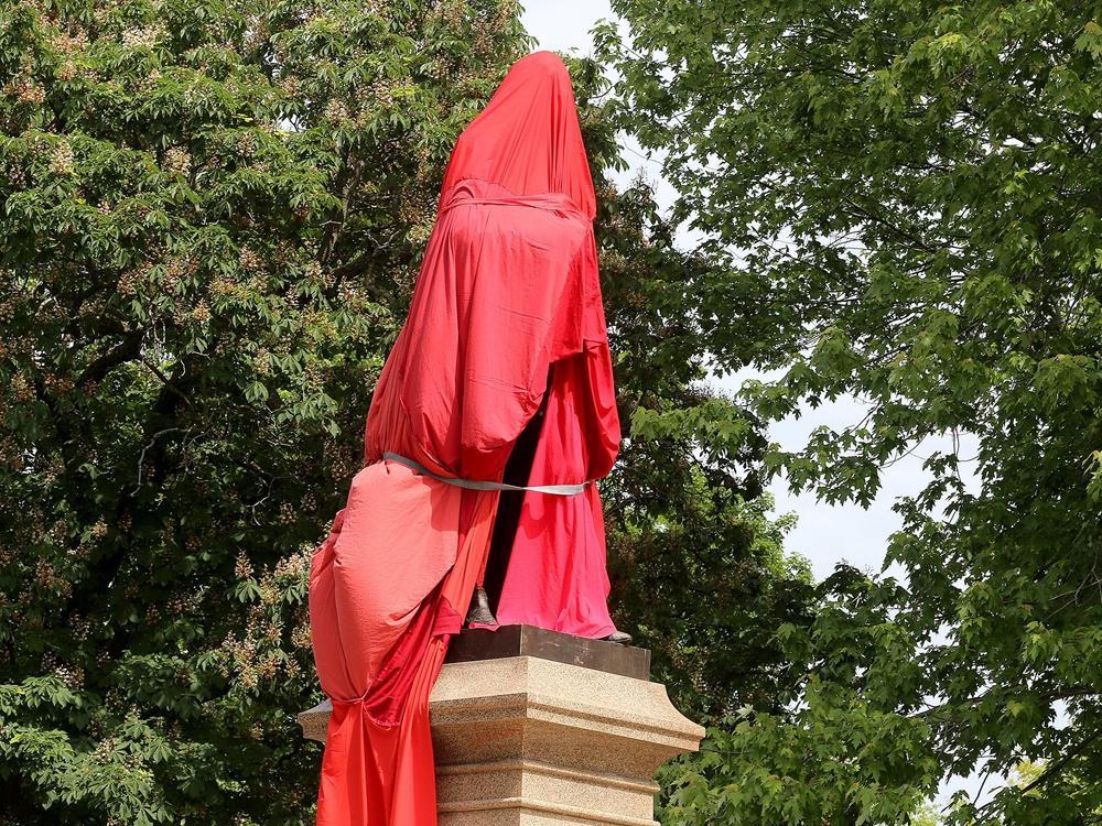 Kingston to remove John A. Macdonald statue from park, school to be renamed