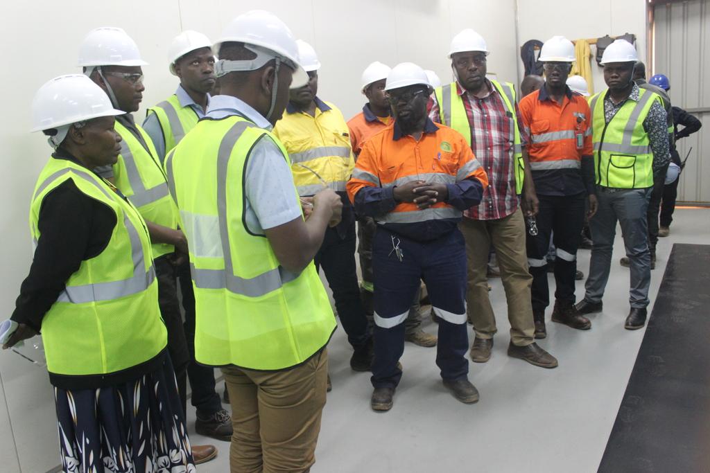 stamigold's tweet photo. Shirika la umeme Tanzania (TANESCO) limetembelea Mgodi wa STAMIGOLD Juni 17, 2021 na kufanya tathmini ya kuleta umeme mkubwa mgodini kwa ajili ya shughuli za uendeshaji wa kiwanda. @tanescoyetu @MadiniTanzania https://t.co/LzEHXePZCp