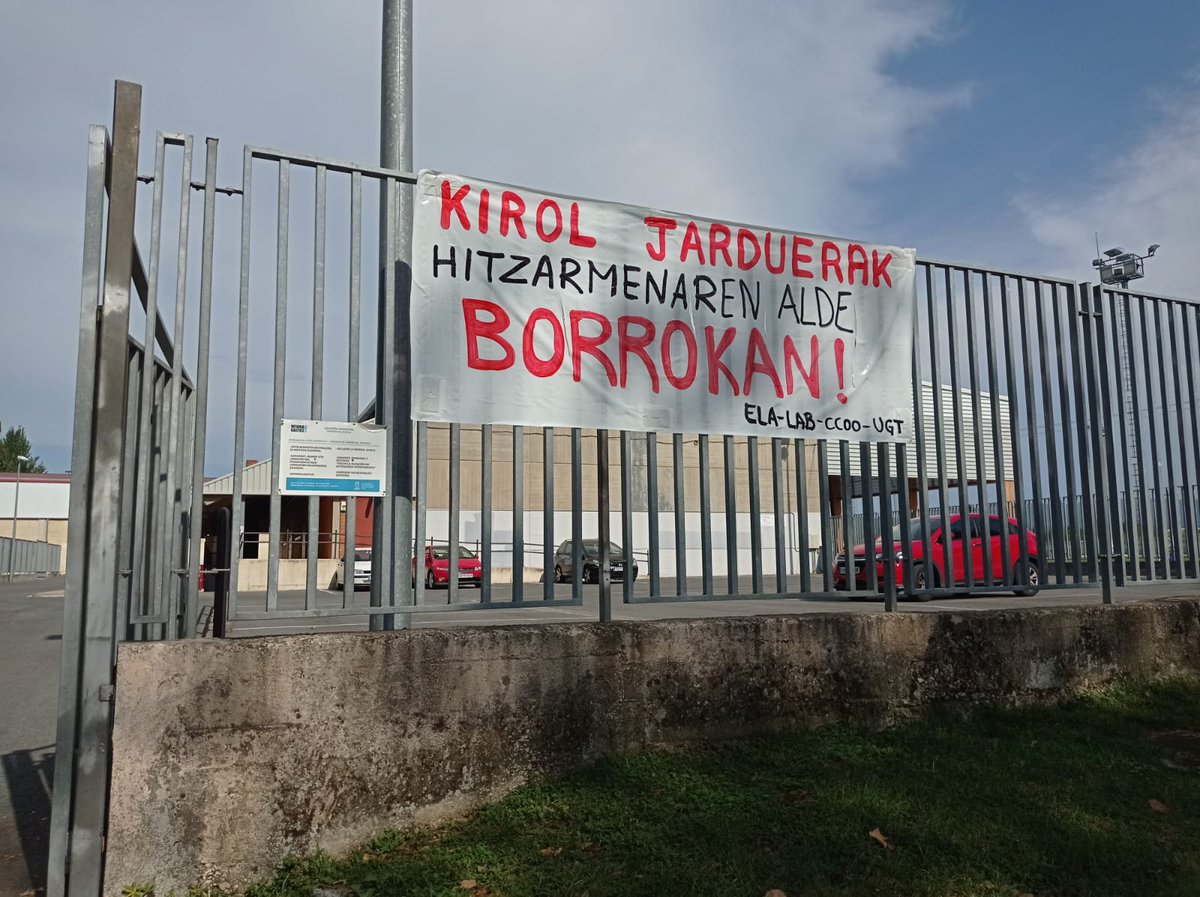 🧑‍🚀 Urria 2023: Espazioaren Odisea 

➡️ HITZARMENAREN NEGOZIAZIOA: PATRONALAREN ESKAINTZA ESKASAREN AURREAN, AKTIBATU GAITEZEN!

🧑‍🚀 Octubre 2023: Odisea del espacio

➡️ NEGOCIACIÓN DEL CONVENIO: ANTE LA ESCASA OFERTA PATRONAL, ¡ACTIVÉMONOS!

#KirolJarduerakBorrokan