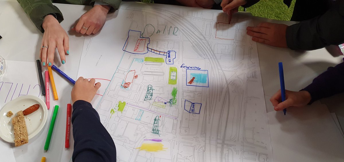 StJoesBelfast's tweet photo. #qubarch streetspace workshops ongoing in St Joe's #Sailortown https://t.co/hYW5ApvNkm