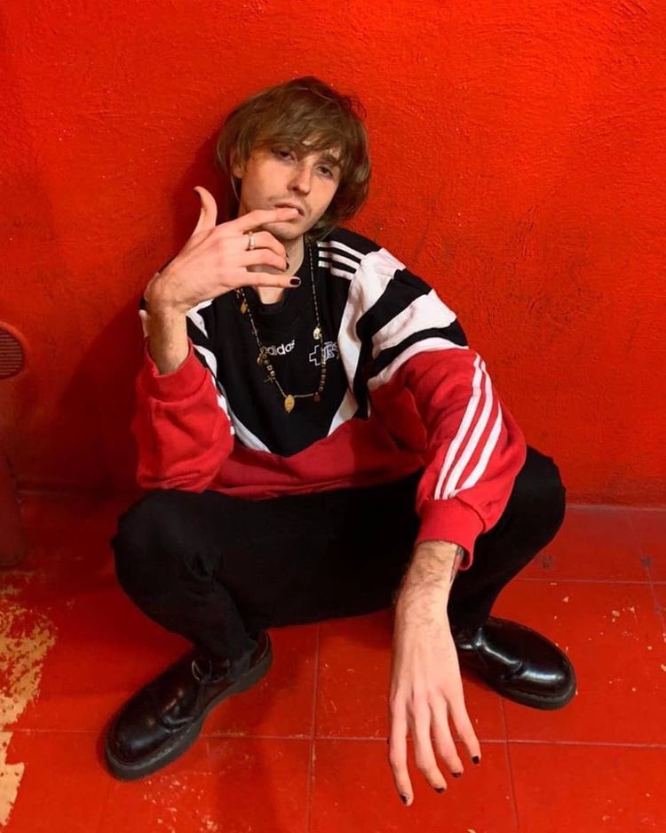 Måneskin итан. Итан maneskin. Итан торкио. Thomas raggi. Måneskin итан.