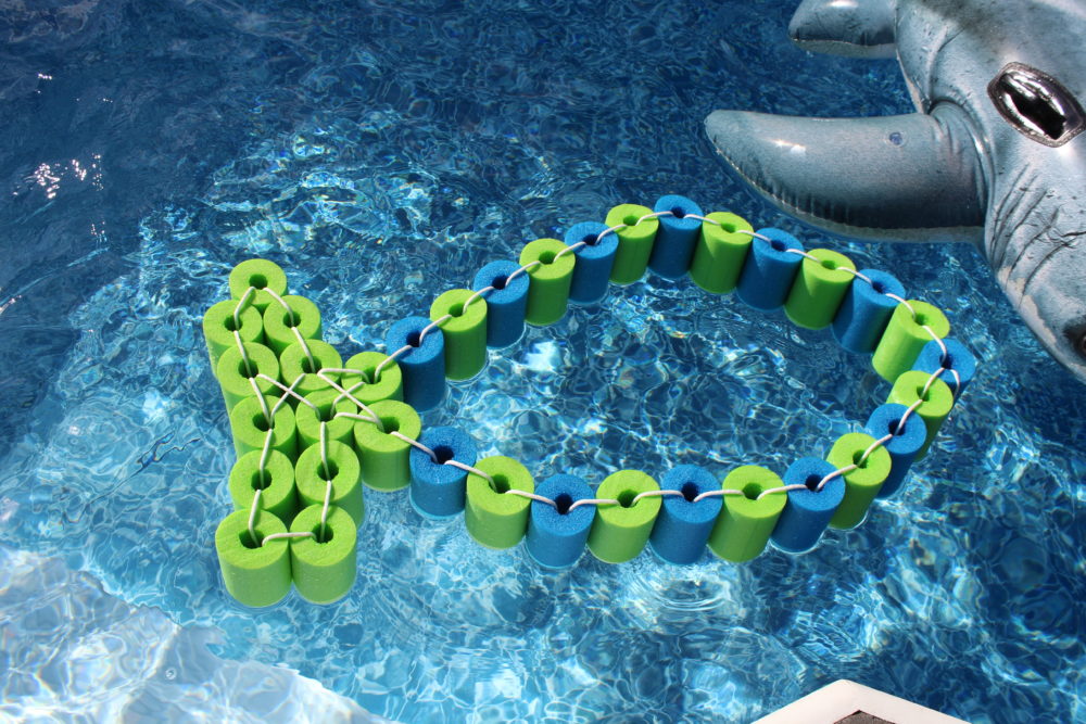 Feeling crafty?✂ If you're looking for more summer lake activities, check out these ideas for DIY lake toys that you can easily create at your lake house.

👉qoo.ly/3crayr

📸A Family Lifestyle & Food Blog
#lakeliving #lakelife #lakeactivities #laketoys #DIY #crafts
