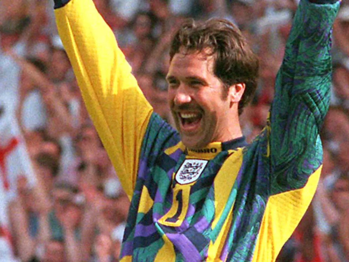 mrJamesGraham's tweet image. I don’t think we talk enough about Seaman (stop it). How comforting it was to have a man with a moustache in goal. It basically felt like your dad. Having your dad in goal, telling you it’s the taking part that counts. I miss him.
#EnglandvsScotland