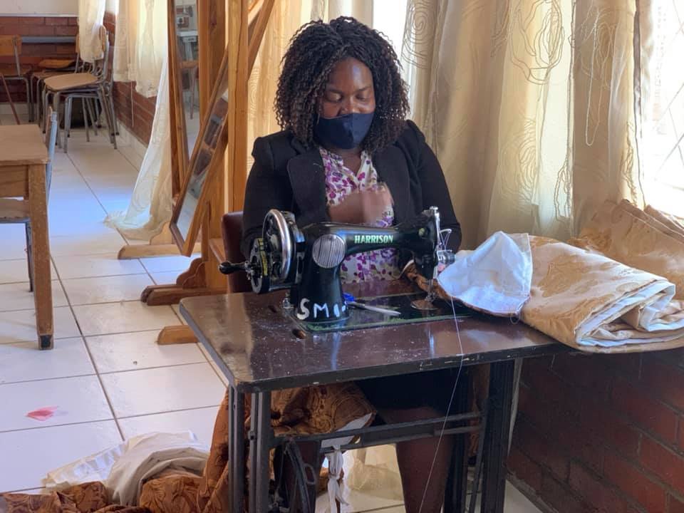 CollegeMkoba's tweet photo. 5.0. Home economics. All hands on the deck. Mrs Mazarire and the team. Together we can. @mhtestd https://t.co/Gnb8O6KtBo
