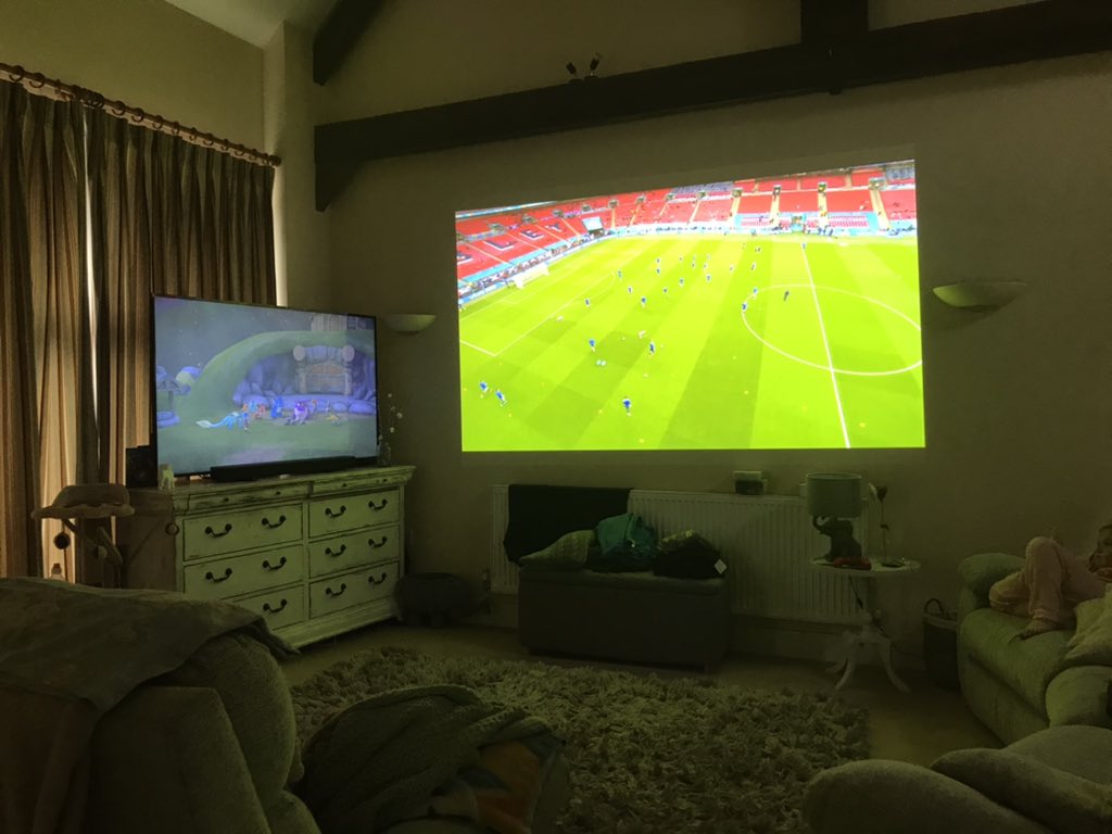 Rhyno_24's tweet photo. My seat for the evening is ready and waiting!

@SharpNEC_UK @SharpNEC_EU #PASeries #LaserProjector or #ESeries 65” display?? Decisions decisions 🤔 

C’MON ENGLAND 🏴󠁧󠁢󠁥󠁮󠁧󠁿 ⚽️ 

#eng #ENGSCO #EnglandvsScotland #EURO2020 #Euro2021 #FootballsComingHome #AVBrits #AVTweeps #AVInTheAM https://t.co/cfl2XdrdvZ