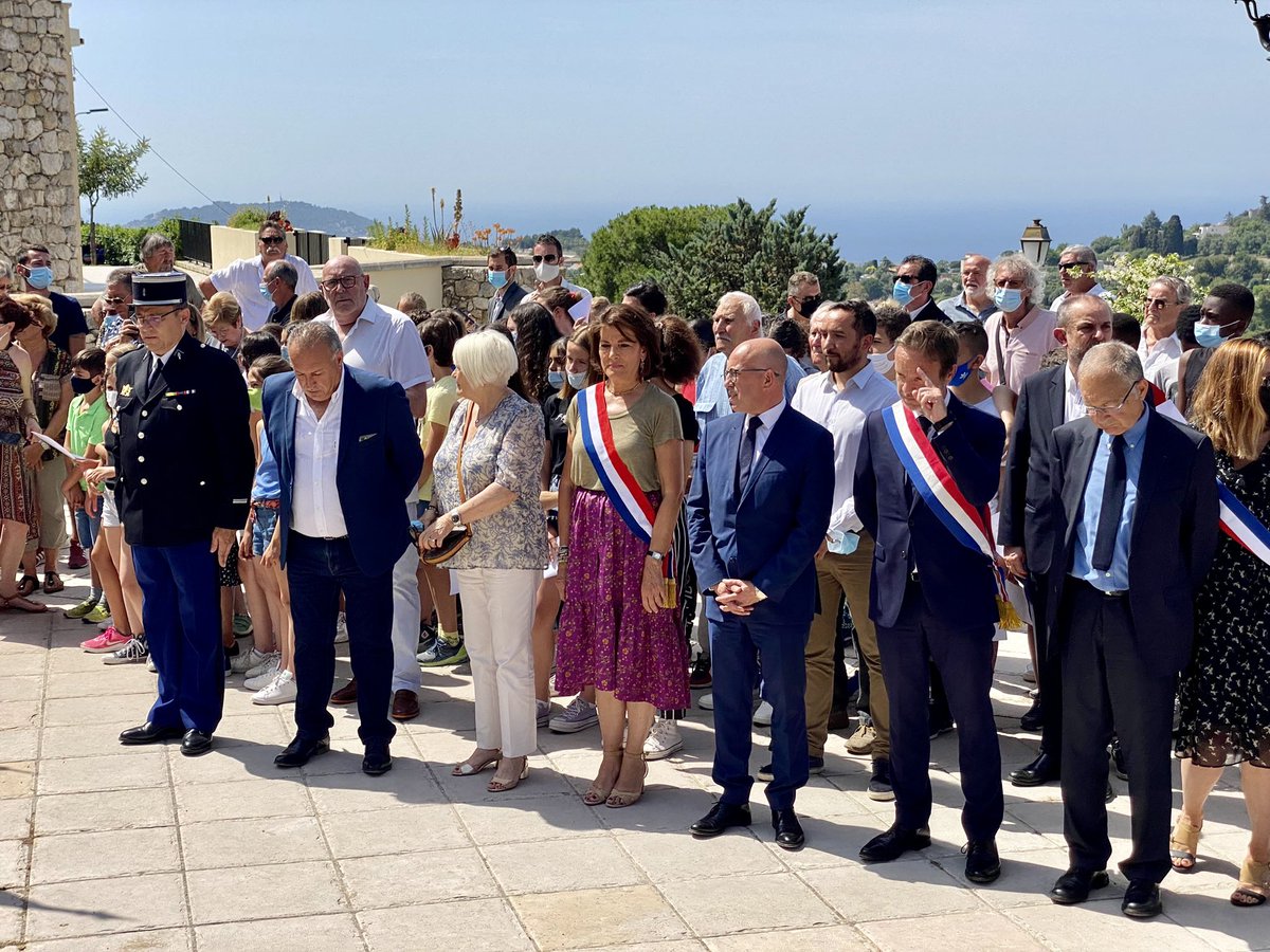 Immense fierté d’avoir été maître de cérémonie pour la remise officielle du nouveau drapeau aux Anciens Combattants de #Falicon et la commémoration de l’Appel du #18Juin 🇫🇷 

Magnifique hommage avec les Anciens Combattants, la Musique des Sapeurs-pompiers de Nice, enfants et élus