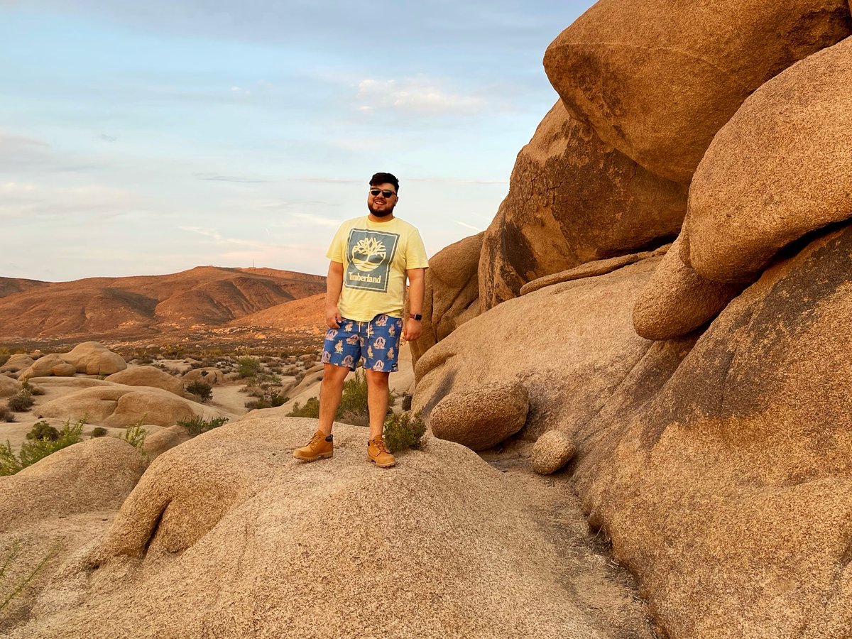 _vincentpm's tweet photo. Joshua?? I barely know ya! 🏜 https://t.co/ZMs7l4YSbG