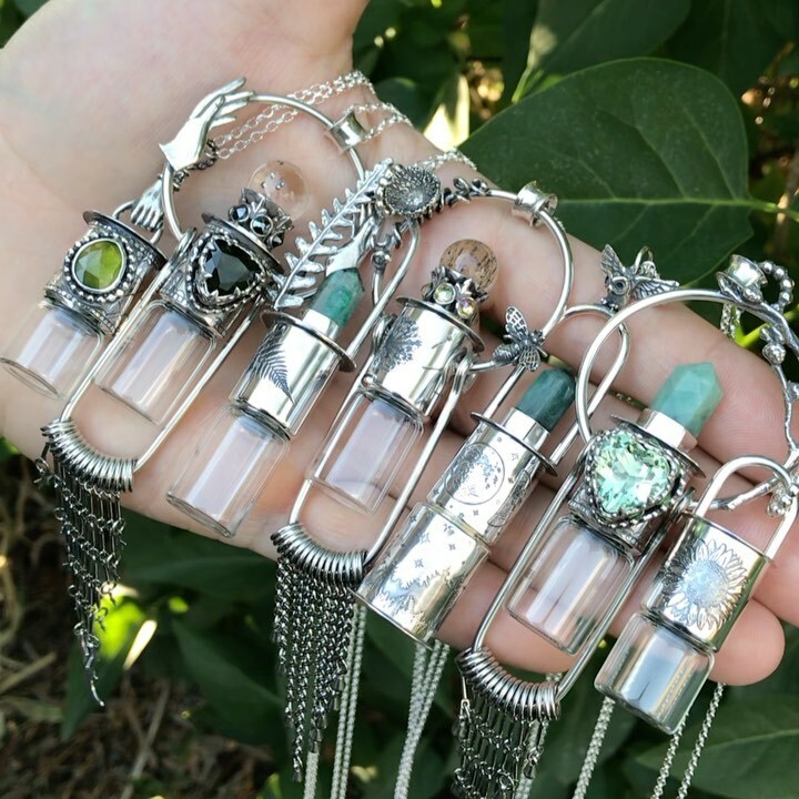 beadandbones's tweet photo. The Green Witch shop update has officially begun— but hurry because  they're already almost gone!! Video previews of each piece can be seen in my story. 😱🤯🤗
.
✨ Click the link in my bio @beadandbones 
✨ Check our my story for videos with links
✨ … https://t.co/6J1uAWcva5 https://t.co/v441m01L4Y