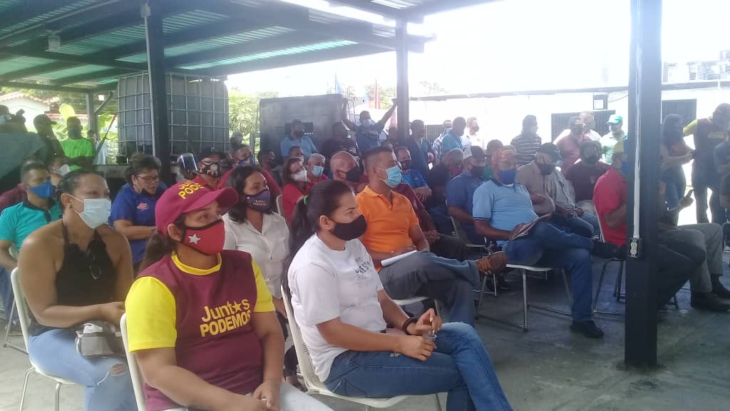 mujica_mbsptv's tweet photo. #18Jun ¡🇻🇪 Seguimos Avanzando! #R4Transporte @mibancove llegó al estado Portuguesa, el día de hoy con la  bancarización a los transportistas del estado, dando un paso más para el cobro del pasaje digital.

#CaminoACarabobo https://t.co/uEP3XY8q9E