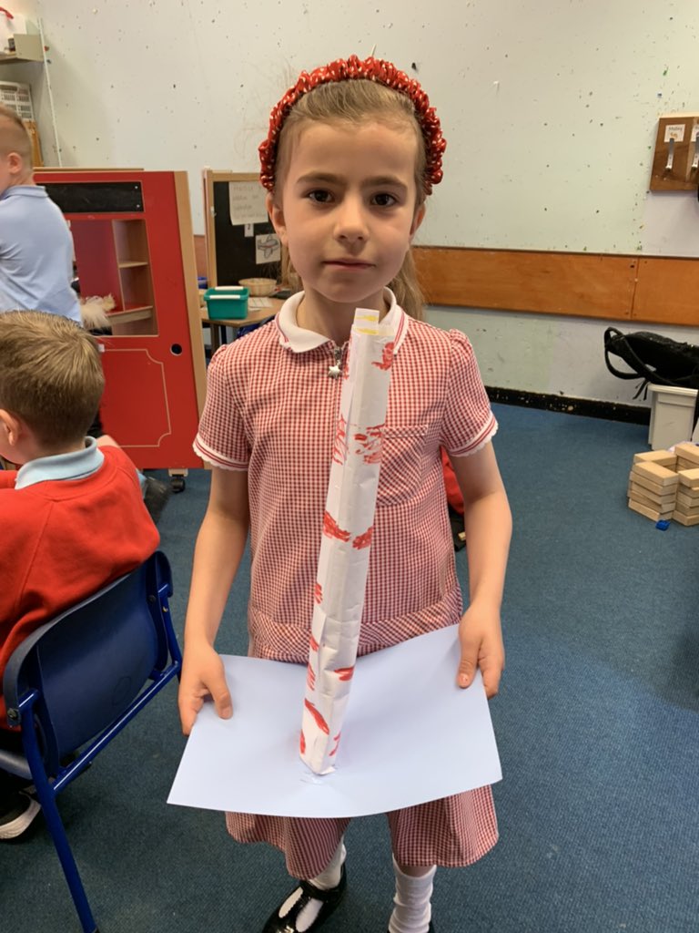 P2KHOMPS's tweet photo. We have been reading The Lighthouse Keepers Lunch. This morning we had to make a free standing lighthouse out of either construction or with paper and card. Fantastic creations! 🌟🌟 https://t.co/ytYioTlhzd