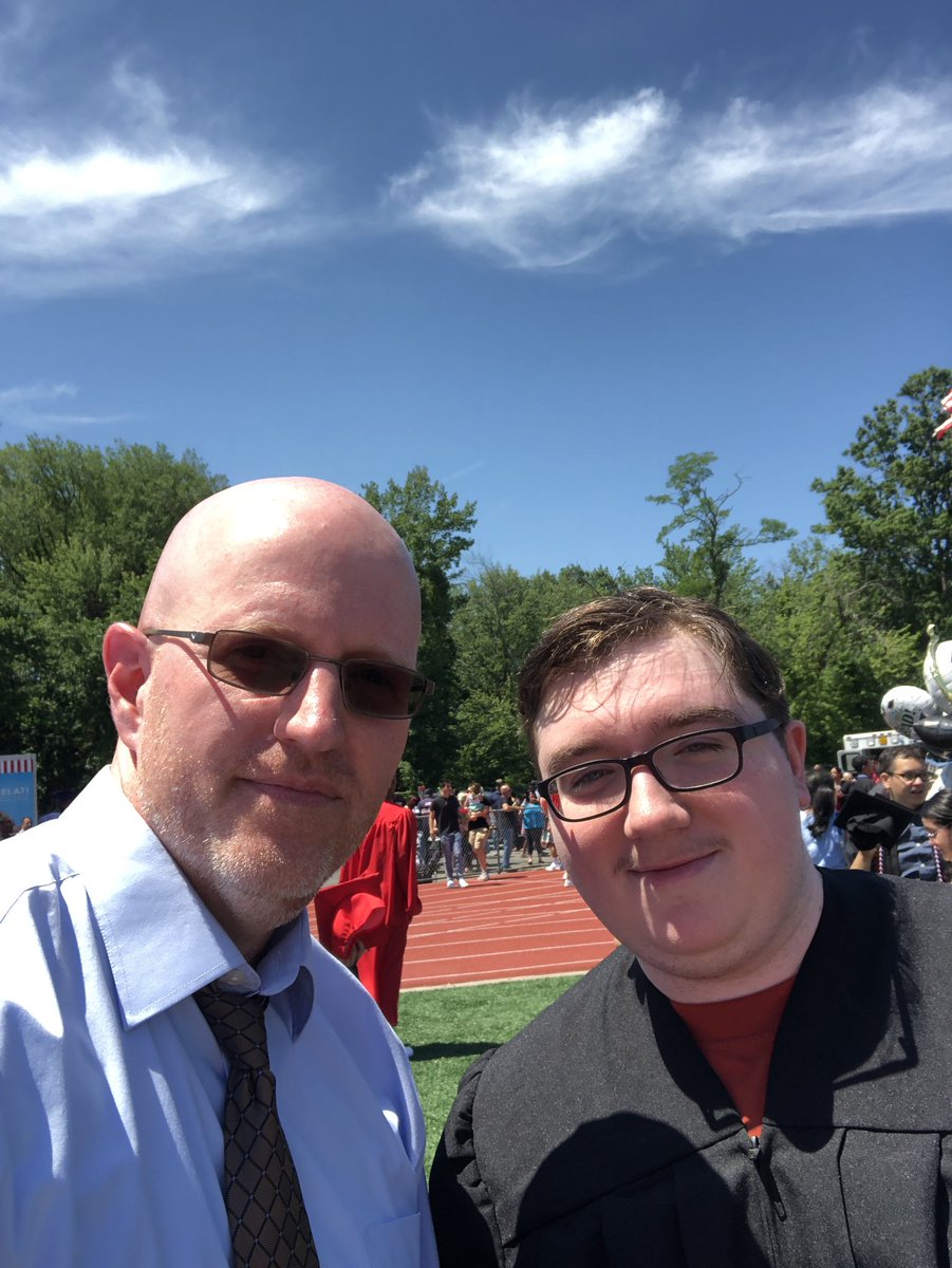 Congrats class of 2021!!!✌🏻❤️