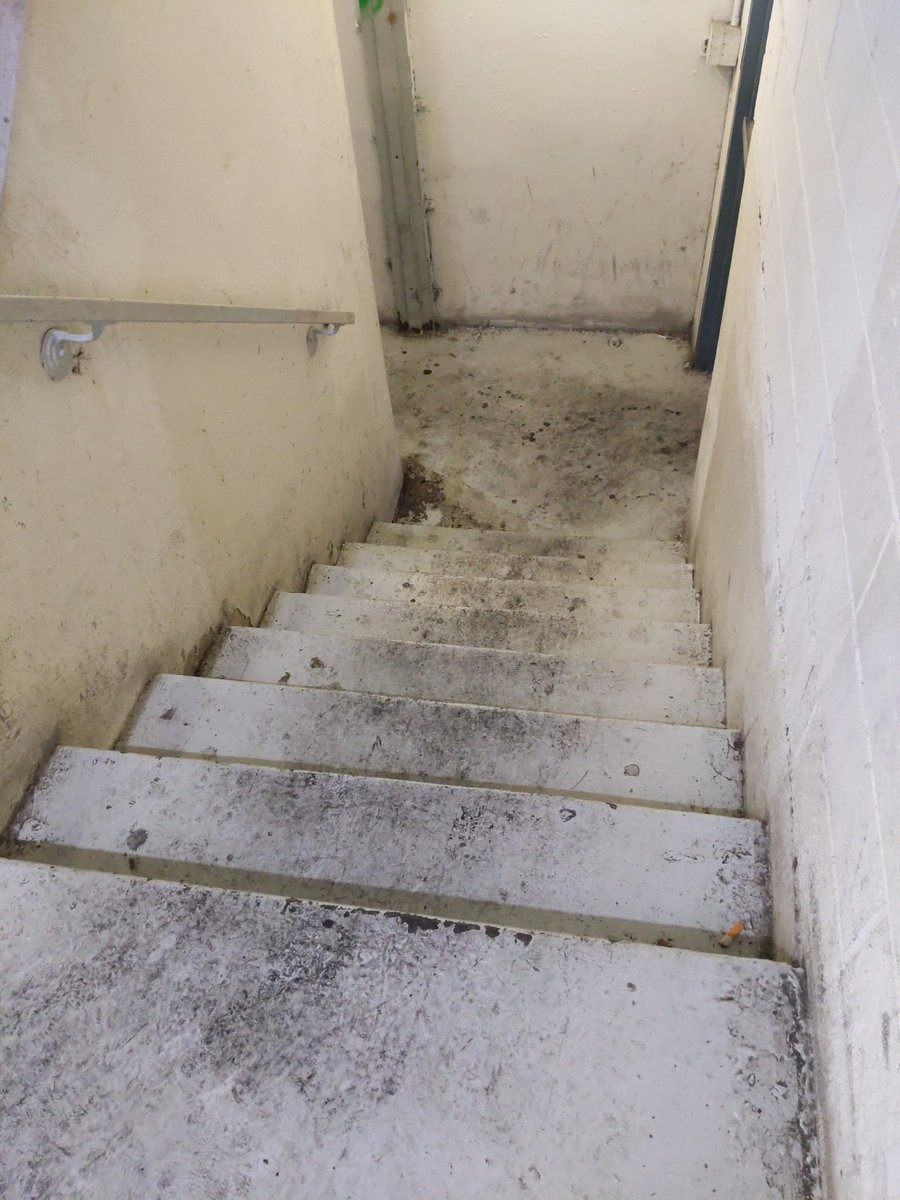 SaveKtown's tweet photo. Wouldn't it be nice if Jamison  cleaned their parking lots more than once a month? https://t.co/P3uWDjG72R