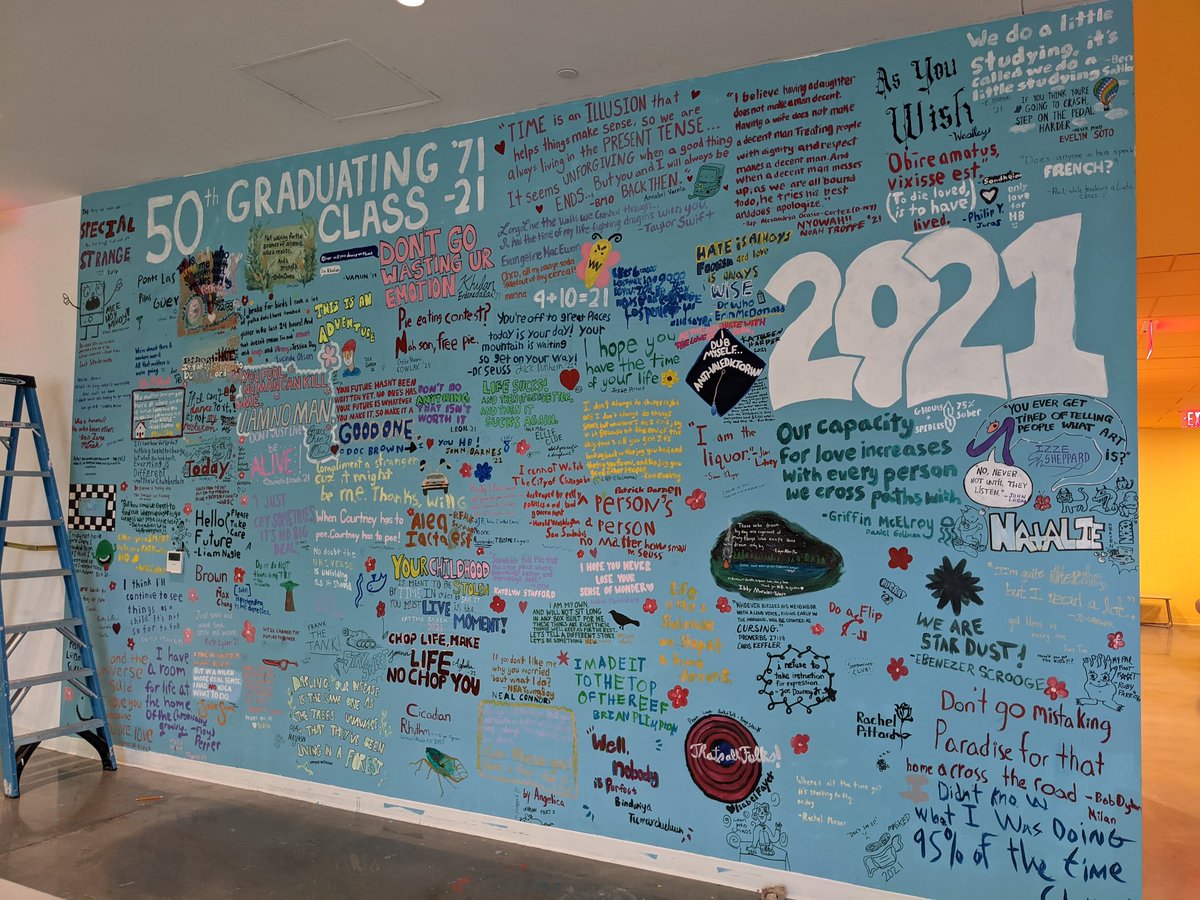 👏👏👏Congratulations to our 2021 graduates and to all of our community <a href="/HBWProgram/">HBWoodlawn</a> who leaned into the challenges and found ways to support one another these past 15 months. We really counted on one another. That's just so H-B. ❤️#loveHB