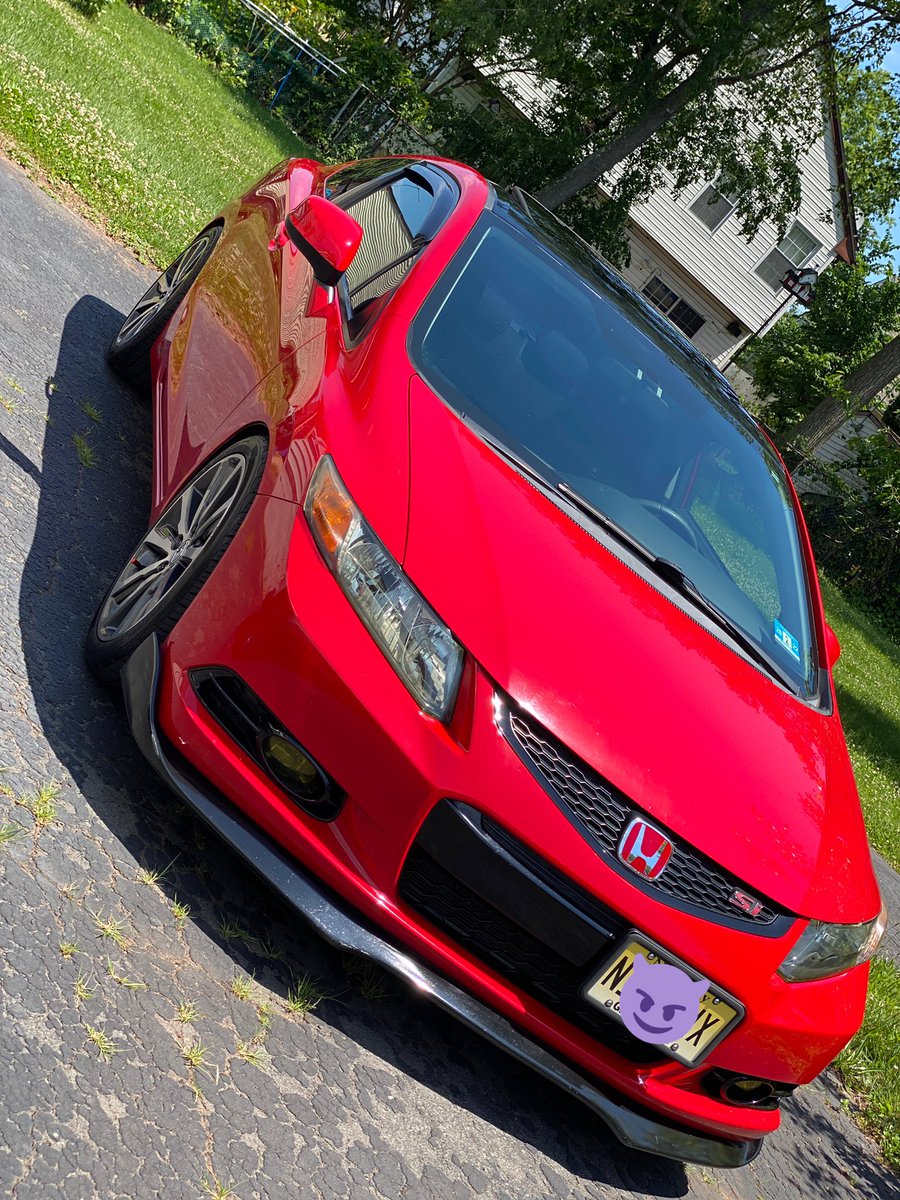 jsanchezruiz23's tweet photo. Yessir ๐ ! #HondaSi #honda #friday #summer #june #F9 #9thgen https://t.co/EkBc765vpo