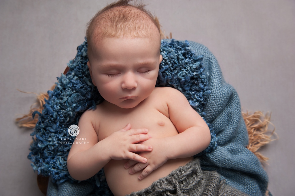 CaryTheClick's tweet image. Have you ever lost track of time just watching your baby sleep?  I remember being totally absorbed by my children whilst they slept, captivated by every little detail...even staying awake just to watch them sleep!

#expectantparents #mumtobe #fourthtrimester #babyphotographer