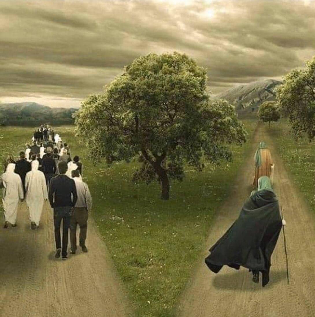 "لا تستوحشوا طريق الحقّ لقلة سالكيه."

- علي ابن ابي طالب