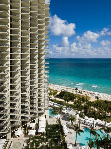 RWayneLopez's tweet image. Dreaming of a #Florida getaway? 

Future owners under contract at  #StRegisResidencesBoston will receive #VIPBenefits when traveling to any @stregishotels or @marriotthotels worldwide.

#RWayneLopez #StRegis #BAMO #ElkusManfrediArchitect #MarriottHotels