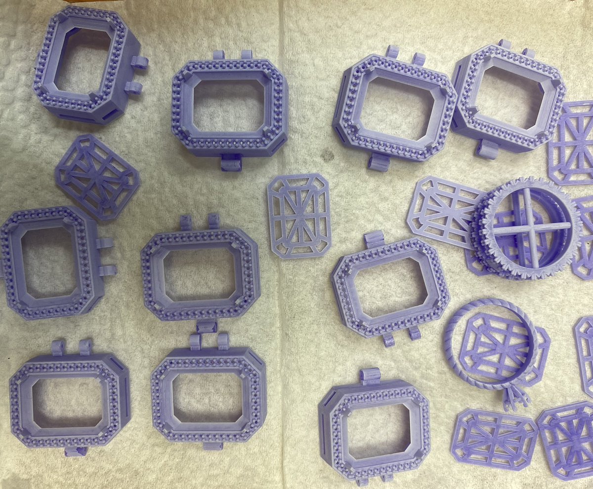 3DmodelsCenter's tweet photo. JEWELRY 3D PRINTING

#3d #3dprinting #3dprint #3dmodeling #jewelry3d #jewelry #3dprinter #3dwax #3drings #rings #earrings #pendants https://t.co/uegab5vziw