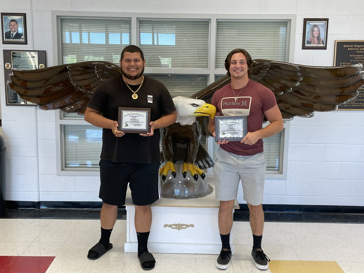 Central_Reg_FB's tweet photo. Congrats to our Captains Nick Sura (@NicholasSura) and Ryan Bassett (@Rlbassett24) for making the Academic All-Shore team for the 2020 football season. These guys have upheld the standard that we expect in our program! Best of luck next year! #WITHAPURPOSE #WEWILL🦅@CR_athletics https://t.co/hRYDkrBXox