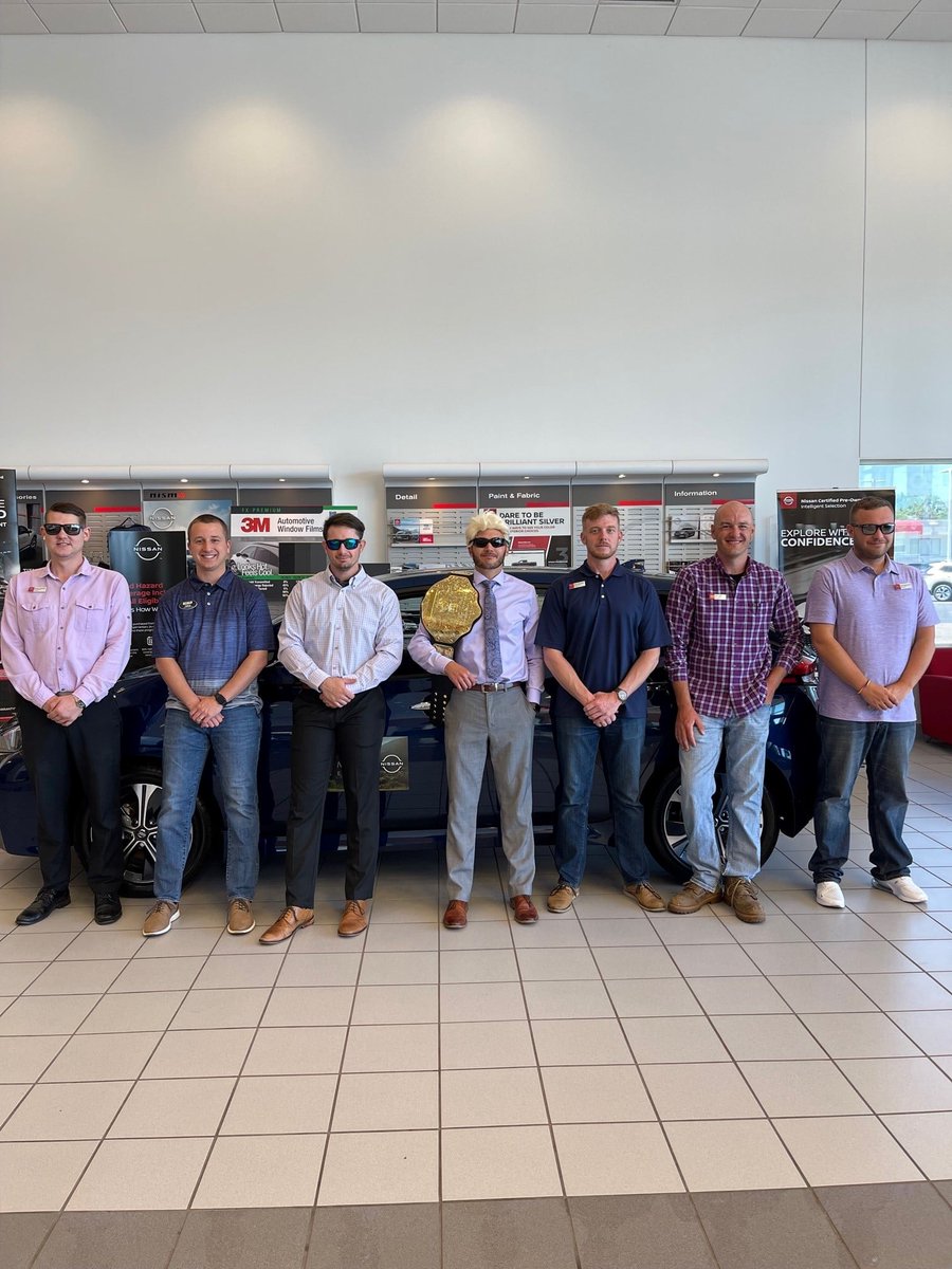 YarkAuto's tweet photo. Yark Automotive proudly supports Alzheimer's awareness, and organizations like MemoryLane Care Services.
Today our employees wore their support, and also honored the memory of our late founder, Jim Yark, who battled Alzheimer's. π
#ENDALZ #everymemorymatters #yarkcares https://t.co/XobdxcCUaf
