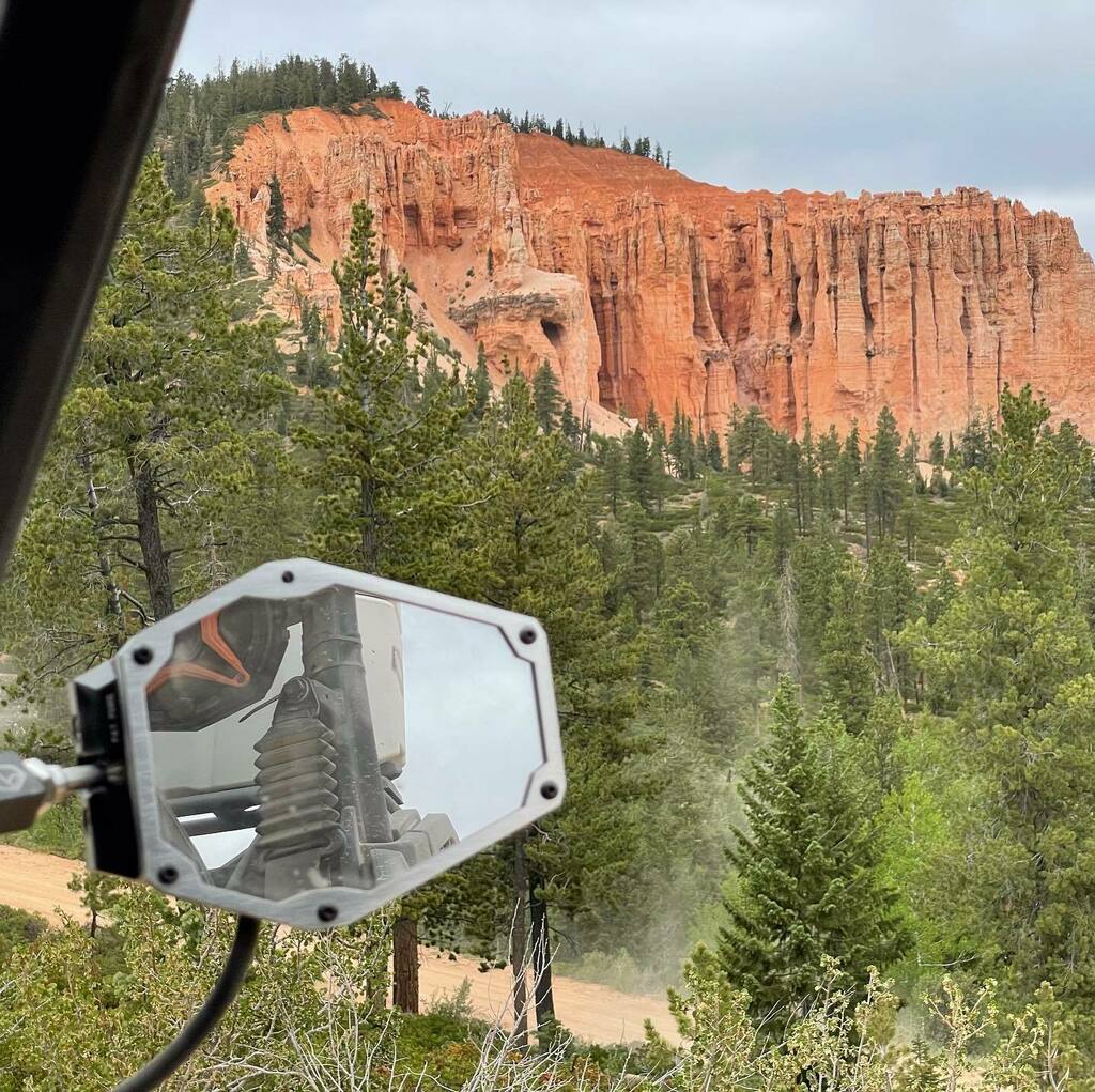 UTVGuide's tweet photo. What a view! Pink Cliffs near Bryce Canyon National Park.
.
.
@assaultutv @canamoffroad @canam_crew #canamoffroadlivin #rallyinthevalley #assaultequipped💪 https://t.co/v3iUYXgKrW https://t.co/6qaplWZBvk