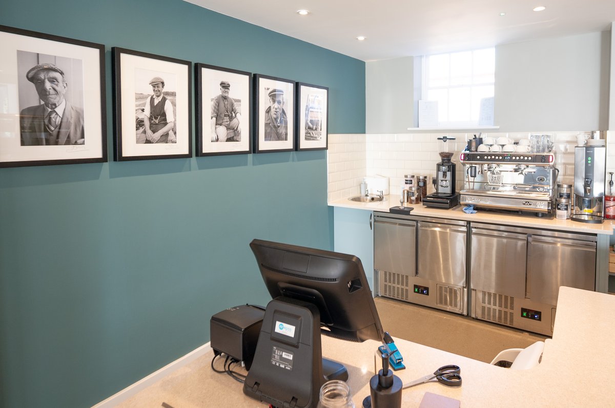 Slideshow - A first look inside the beautifully  renovated <a href="/SledmereHouse/">Sledmere House</a> Coach House Café and Farm shop. <a href="/Welcome2Yorks/">Welcome to Yorkshire</a> <a href="/VHEY_UK/">Visit Hull & East Yorkshire</a> <a href="/YorkshireWolds/">Yorkshire Wolds</a> 📷🖼️woldsweekly.co.uk/2021/06/sledme…