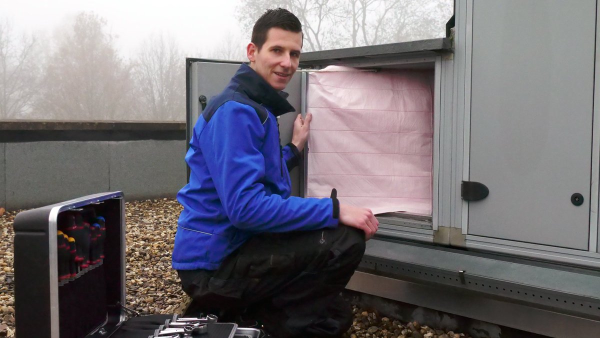 Wij streven naar de best mogelijke #kwaliteit van de lucht in gebouwen die leidt tot #verbetering van de kwaliteit van leven op vele fronten. Door te innoveren en kennis te delen werken wij aan schone lucht die #duurzaam te exploiteren is.
#schonelucht #luchtkwaliteit