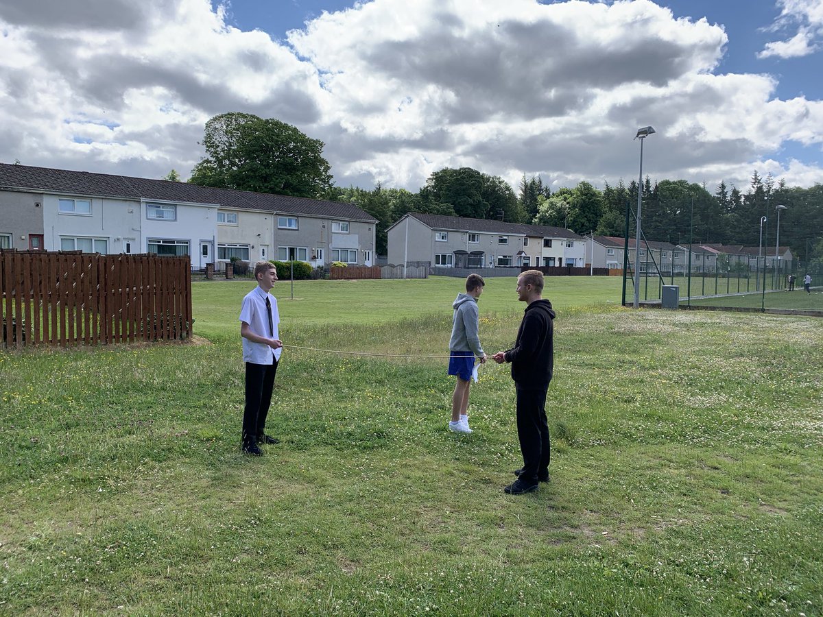 Mr Thompson tweet media