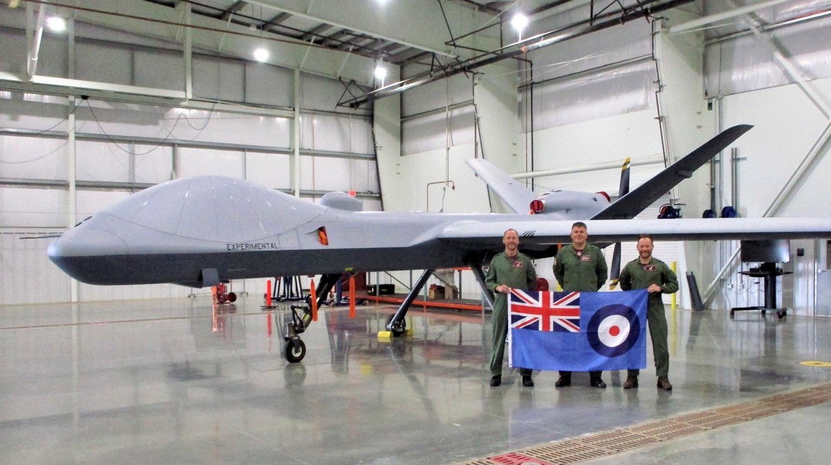 RAF_ISTAR's tweet photo. RAF personnel have become the first 🥇 military aircrew in the world qualified to operate MQ-9B. The Combined Test Team, based in the USA are supporting @GenAtomics_ASI with the testing and evaluation of #Protector, which will enter service with the RAF from 2024. https://t.co/Q18Ppe7MRB