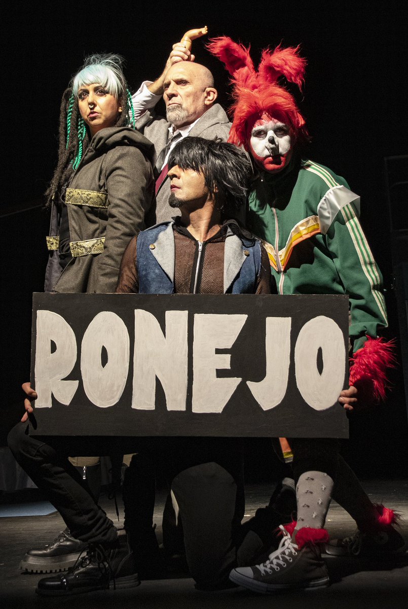 Lucas Ferreira trae su #crítica de RONEJO; obra que puede verse en el <a href="/teatroabadia/">Teatro de La Abadía</a> de #Madrid ow.ly/Rf4130rLcLc #RuloPardo <a href="/_CarmenRuiz/">Carmen Ruiz Actriz</a> <a href="/Felipe_G_Velez/">Felipe García Vélez</a> @juanvinuesa83 <a href="/sexpeareteatro/">Sexpeare</a> #MarianoMarín #JorgeGonzález #JaraVenegas #PatriciaValdeande #Ronejo <a href="/lucasfh1976/">Lucas Ferreira</a>