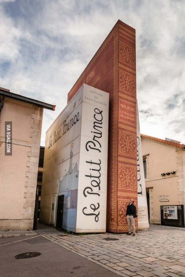 Boze Herrington, Library Owl 😴🧙‍♀️ tweet media