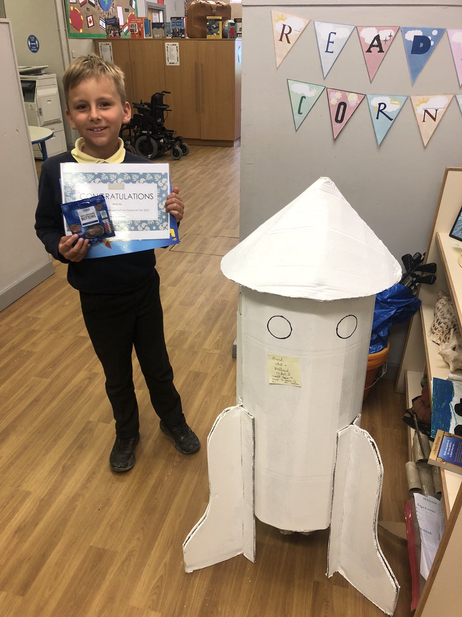 Well done to your science stars! Fantastic contributions to the science fair 👏🏼👏🏼 &amp; well done M for being chosen as the Year 4 winner!