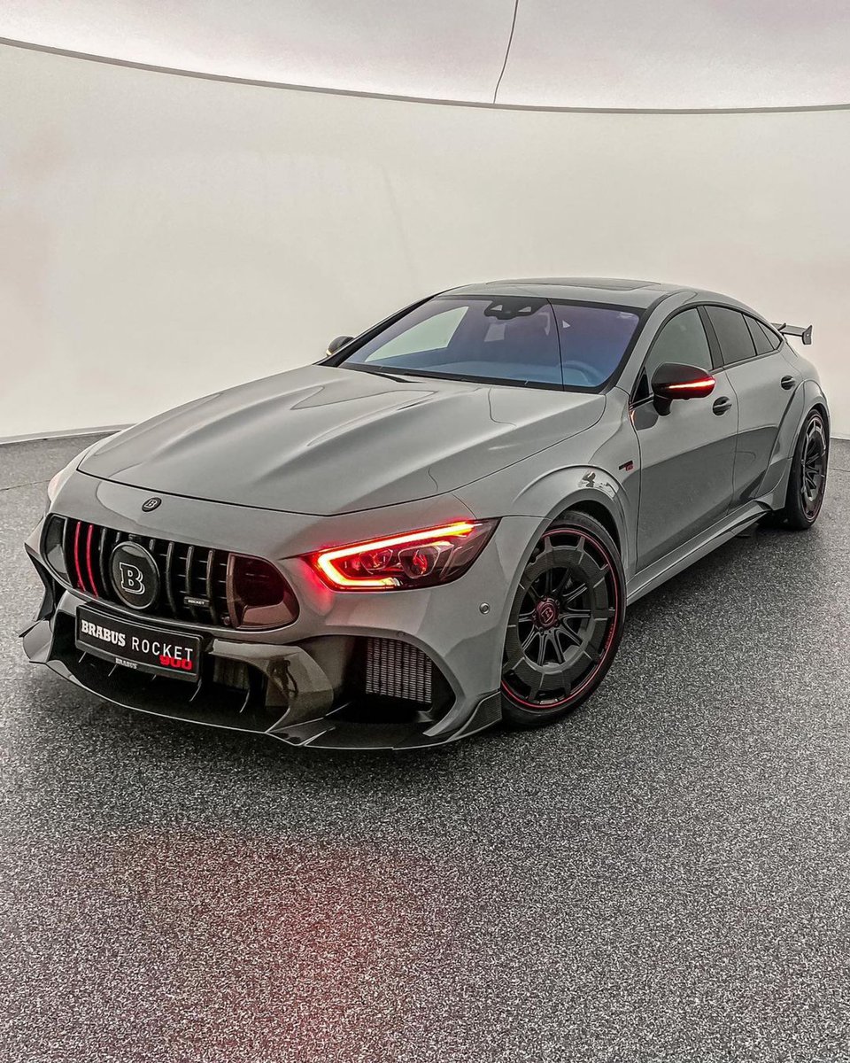 Justbillionaire's tweet photo. Barbus Rocket 900 🚀 https://t.co/6ZGgKlokUM