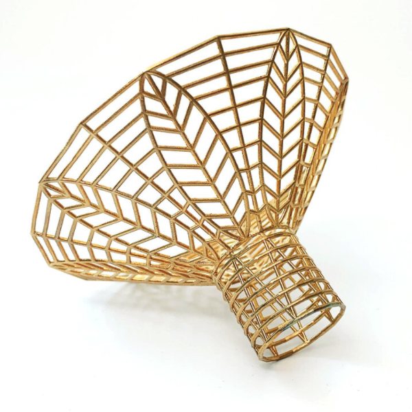 CraftNOWPHL's tweet photo. CraftNOW is showcasing the Philadelphia region's craft organizations &amp; artists that draw inspiration from their environment! Enter @MariaEife, a jewelry designer &amp; maker who uses technology to generate complex forms inspired by structures found in both the natural &amp; built worlds. https://t.co/ET6FAUPhMt