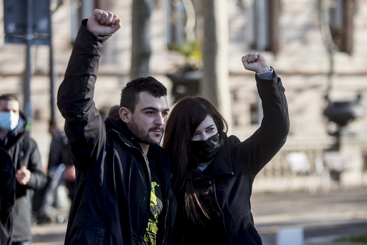 Treballar a @vilaweb vol dir que la qüestió de la repressió sigui en l'escala que sigui, és sagrada.
Aquí us deixo només un recull d'imatges que he fet des de gener d'enguany fins ara.
Realment algú pot creure que estem en un país normal?

[fil]