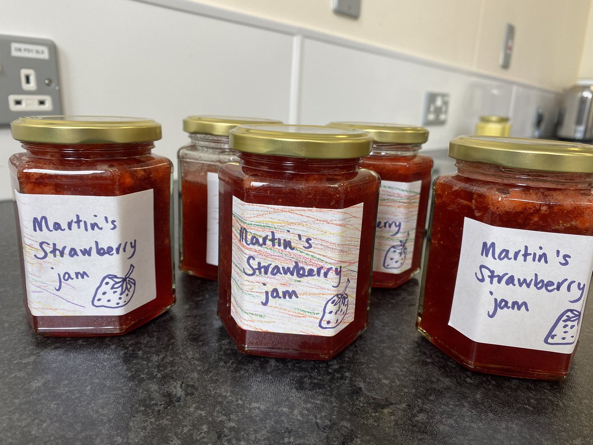 A very productive day for our gardening group,making strawberry jam,mixed berry jam and lemon curd! We shared our recipe with our school catering team and taste tested our products😋👍#achievement #praise #teamwork #lifeskills #jammaking <a href="/ASDANeducation/">ASDAN</a> @Head_CCA <a href="/Bramble_Laurel/">Bramble&Laurel</a>