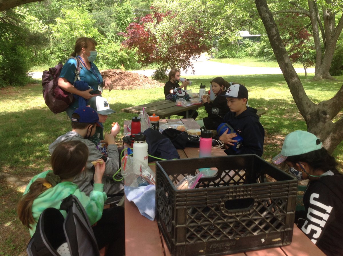 Mrs.Guardiola@AAE tweet media