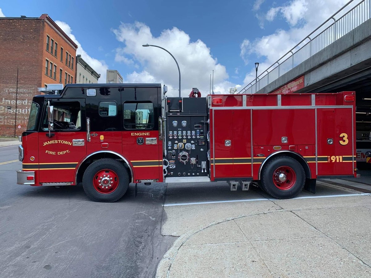 nysfps's tweet image. Fire Protection Specialists from the  Educational and Operational Support Branch are in Jamestown Proctoring Fire Officer 1 National Certification skills and exam. Good luck