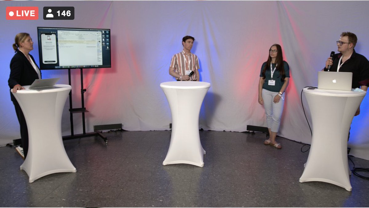 Die <a href="/IBMDACH/">IBM DACH</a> Experten Alena Schmickel und Alexander Gottschall erläutern beim #healthhack Mainz die attraktive NUM-App und die Vorteile von Red Hat <a href="/openshift/">Red Hat OpenShift</a> - natürlich auch #OpenSource: okd.io