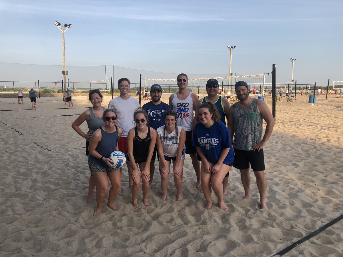 hancockdana's tweet photo. Those record high temperatures yesterday couldn’t stop the Hancock &amp; Dana sand volleyball teams from playing! 🌞🏐 https://t.co/AAWWUxGxCb