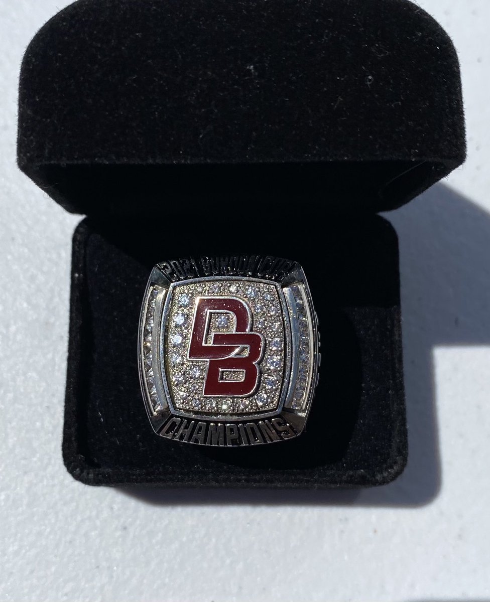 Closing out the 2021 Hockey Season!

#1 Team North Jersey ✅
#1 Team Star Ledger ✅
#1 Team Hockey Night in Boston ✅
#1 Team MyHockeyRankings ✅
NJ Team of the Year ✅

💍 Party Time! Congrats Boys! #TK 

⁦<a href="/DonBoscoIronmen/">Don Bosco Prep</a>⁩ ⁦<a href="/IronmenAthletic/">Don Bosco Athletics</a>⁩ ⁦<a href="/BoscoPride/">Ironmaniacs</a>⁩