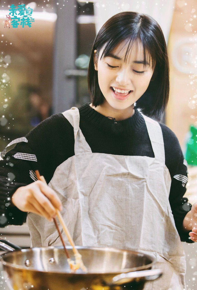 MissBeng31's tweet photo. Those who cook together, Stays together and live happily forever 🥰💜💛🥰
#DiYue #YueDi #DyShen #MyHappyCorner https://t.co/v9gQW3Nj51
