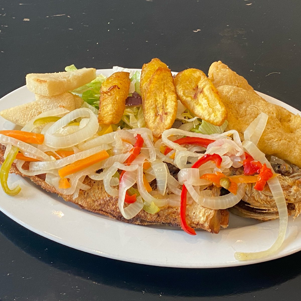 We start this… #FishFryday🔥🔥🔥💯