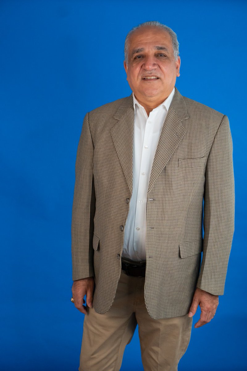 Si Cortizo o Carrizo fuera el apellido de mi familia, el Director de la Policia, habría pedido ya disculpas por salvaje agresión que sufrieron. En cambio mandó abogados de la institución a tratar de justificar la golpisa con una falsa acusación; NO IMPORTA, CON EL CAMACHO BASTA.