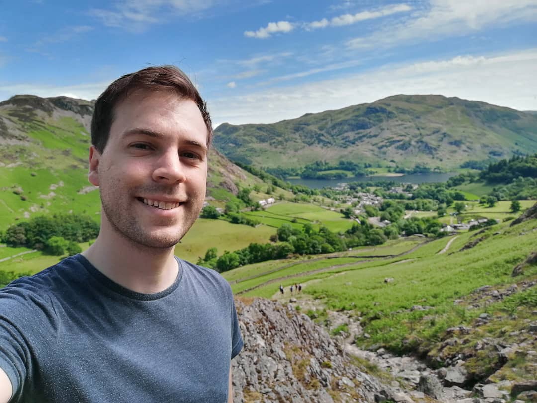 tom_howe's tweet photo. Solo hike near Ullswater. The weather is glorious! https://t.co/HUhraMxhNZ
