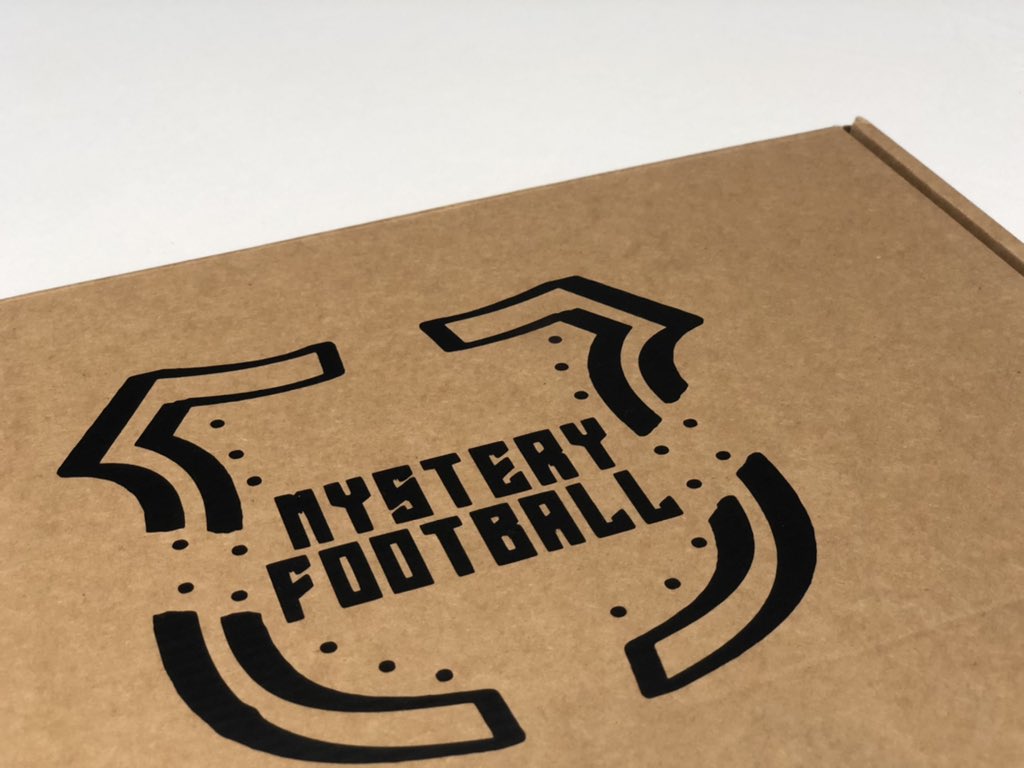 mysteryfootball's tweet image. We are giving away a Mystery Football shirt to one lucky follower!👕 

To enter: 
1️⃣ RT this tweet
🤝 Follow us

Winner announced Saturday 8pm!