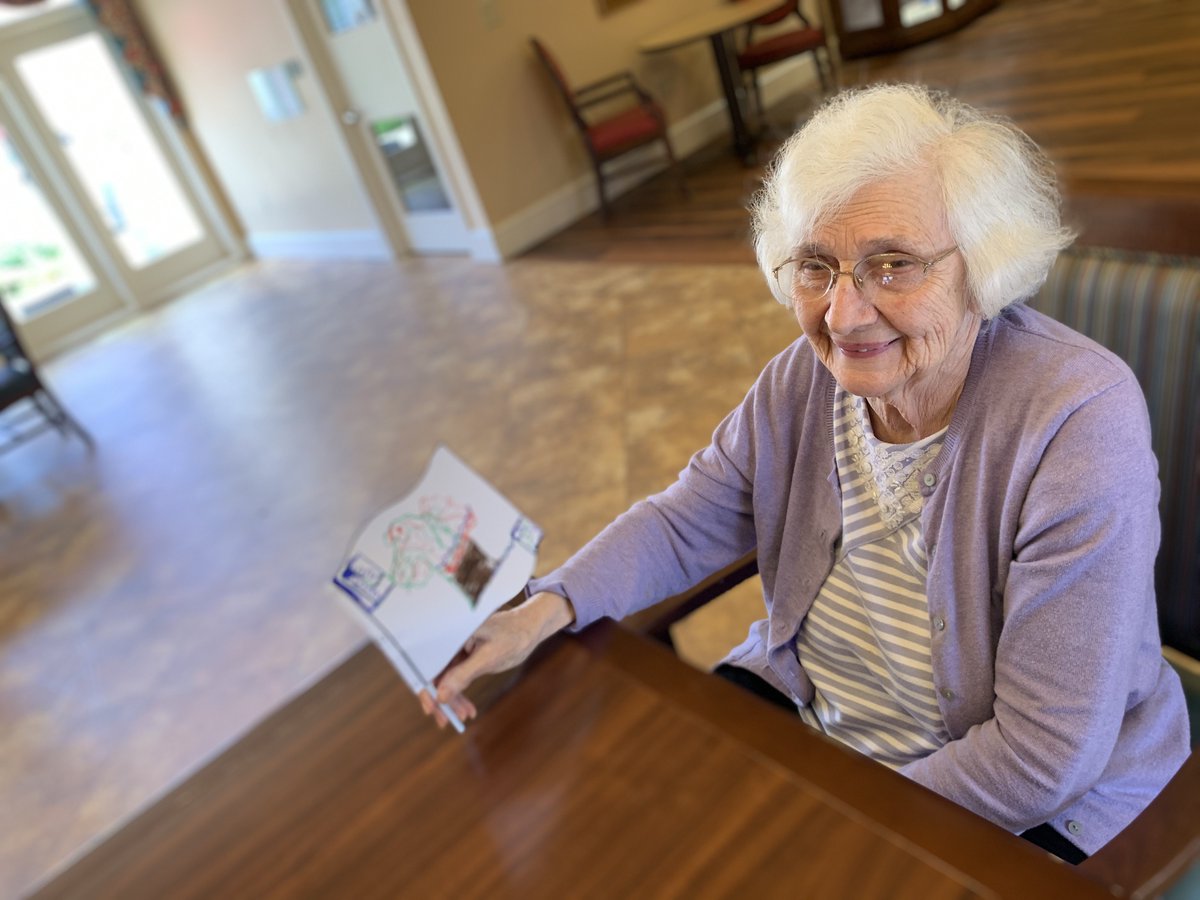 springhills's tweet photo. Earlier this week was Flag Day! Residents at Fredericksburg created flags that represent them. Helen created a picture of herself and her favorite colors, while Louise drew a tree because she loves to garden!
#FlagDay #springhills https://t.co/kwS3sK1Hqg